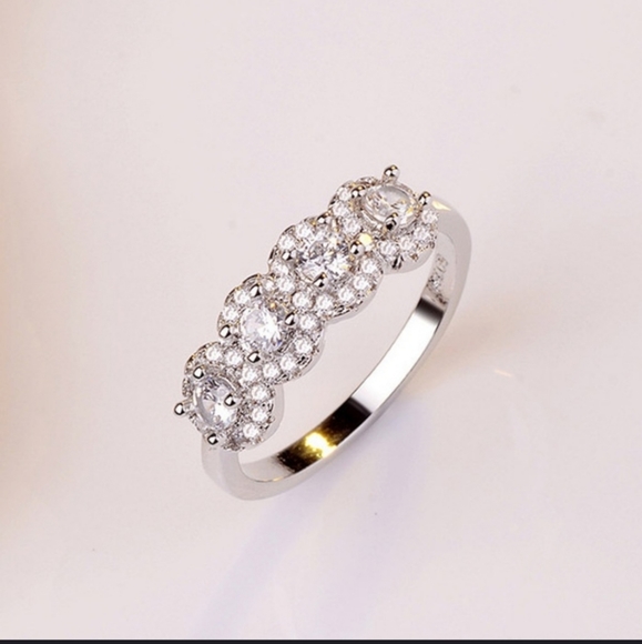 NEW LUXURY 925 Silver 4 round Diamond Wedding Band - Picture 2 of 7